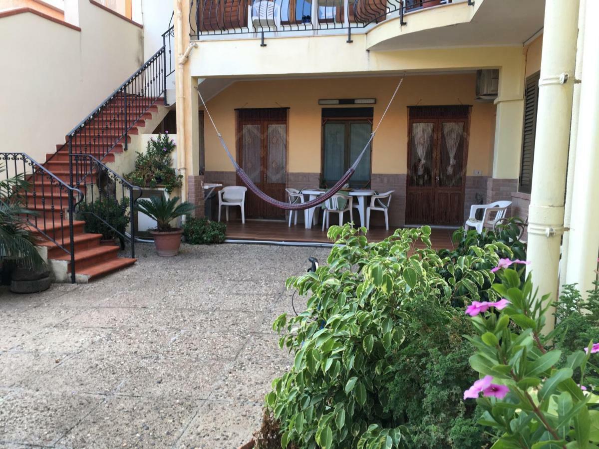 Anna Apartment Villaputzu Ngoại thất bức ảnh